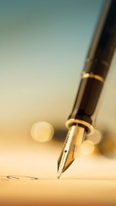 Perché è importante scrivere con la penna su un foglio ?
